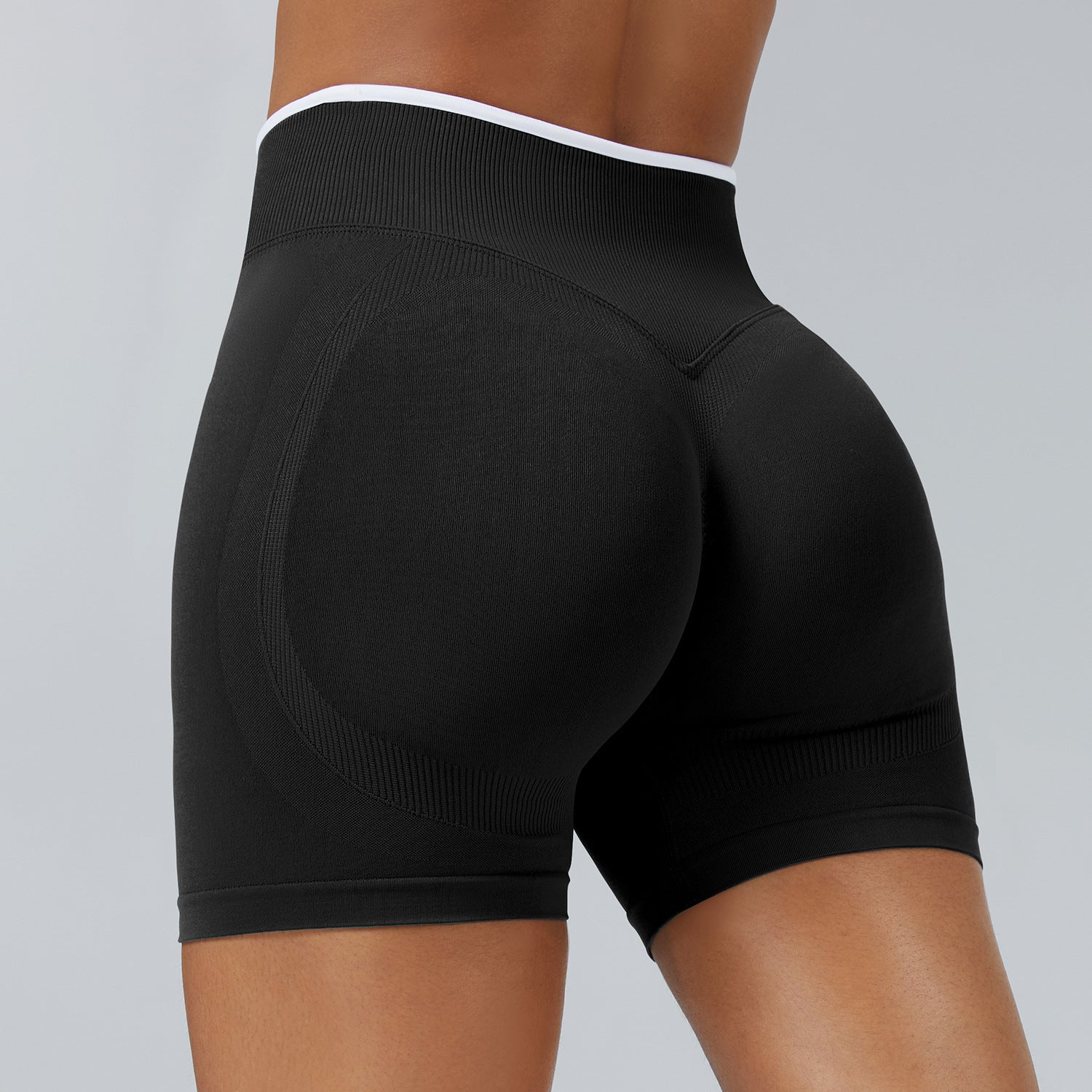 🧘‍♀️ Seamless Yoga Fitness Shorts – Move Without Limits. Look Without Effort.